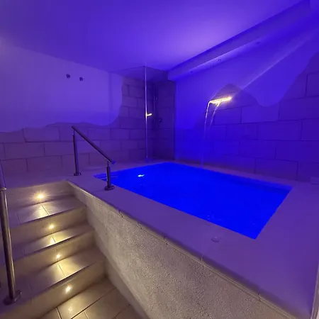 Dimora With Private Pool Casa vacanze *